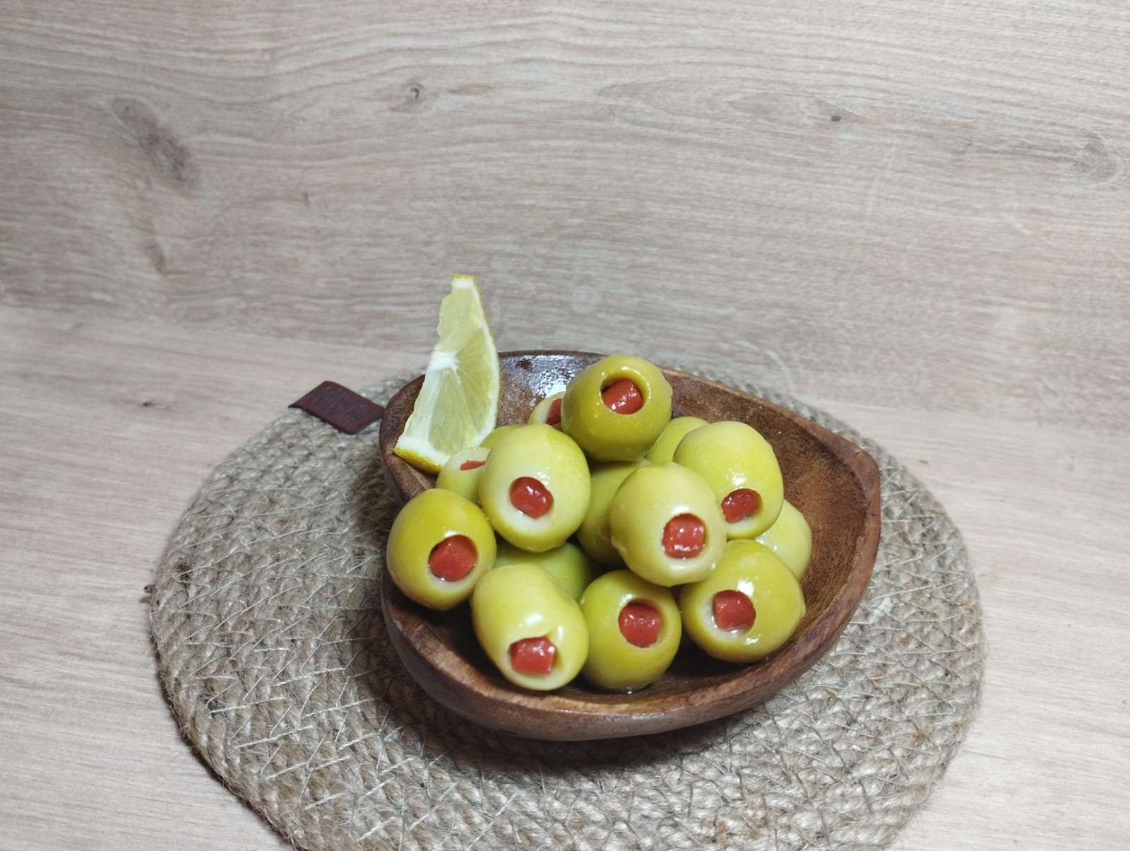 Biberli Yeşil Zeytin 1 Kg